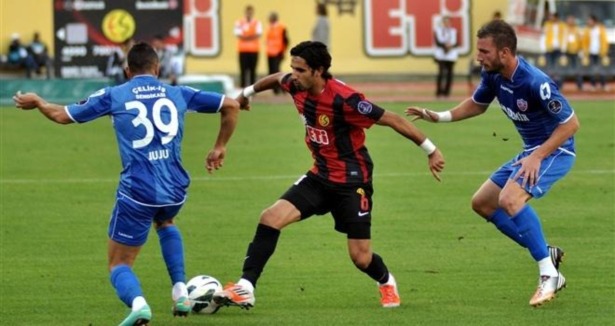 Eskişehirspor: 5 - Kardemir D.Ç. Karabükspor: 2 (M
