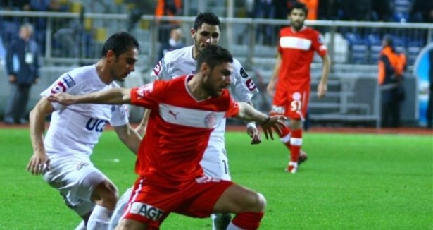 Kasımpaşa: 1  - MP Antalyaspor: 1 (Maç özeti)