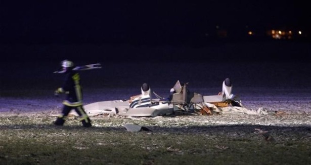 İki uçak havada çarpıştı: 7 ölü