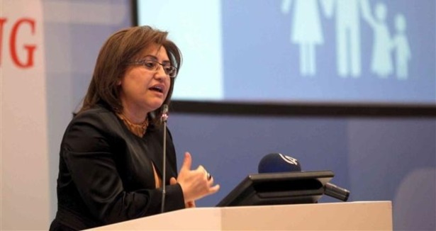 Fatma Şahin'den "paralel yapı"ya suç duyurusu
