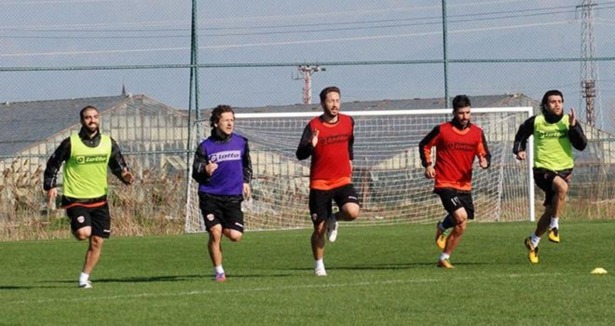 Alberg Trabzonspor maçında forma giyebilecek