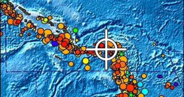 Solomon Adaları'nda deprem ve tsunami