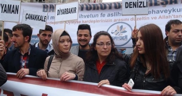 Beyoğlu'nda çözüme destek yürüyüşü
