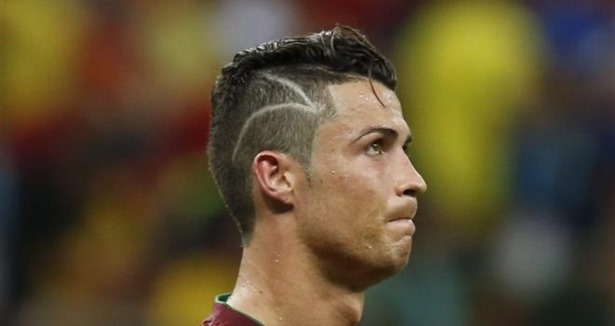 Ronaldo saçlarını kim için kazıttı?