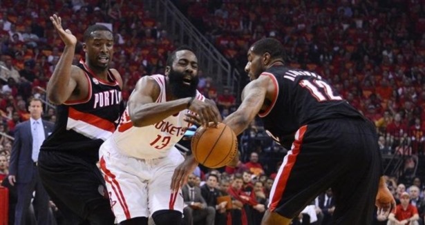 Ömer Aşık'lı Rockets pes etmiyor