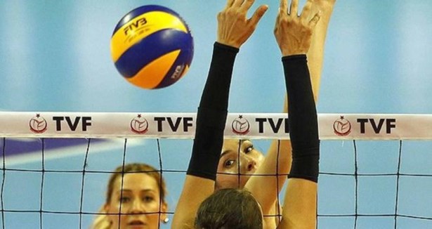 Vakıfbank finale yükseldi