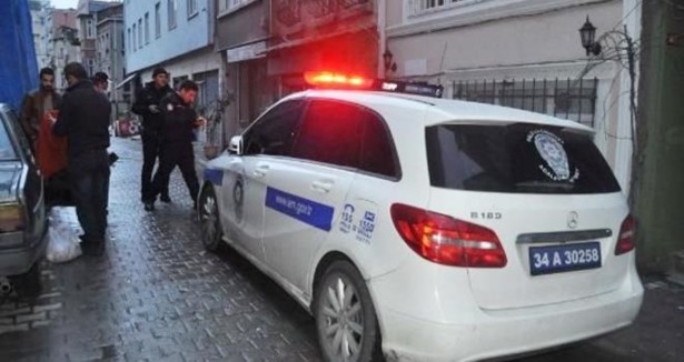 Beyoğlu'nda cinayet: 2 ölü!