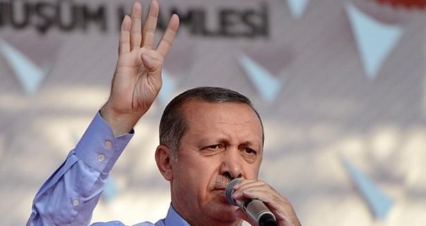 Erdoğan'dan R4BIA selamı