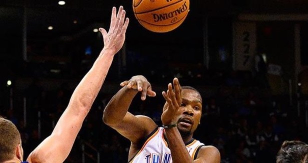 Thunder'ı Kevin Durant sırtladı