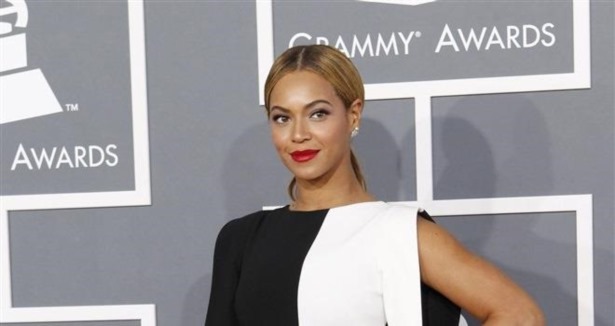 Beyonce İnşirah Suresi'nden alıntı yaptı