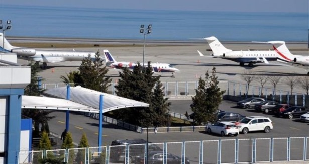 Rusya'da yer kalmadı uçaklar Trabzon'a indi
