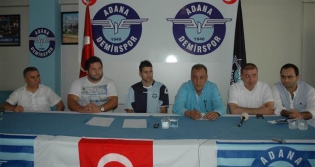 Juninho Adana Demirspor'a imzayı attı