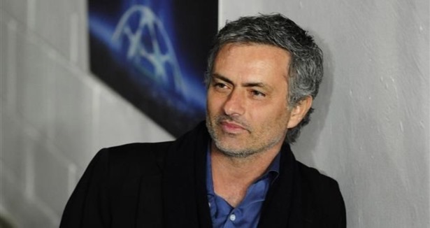 İspanyollar Mourinho'yu yerden yere vurdu