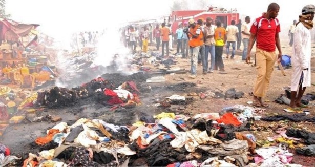 Nijerya'da bombalı saldırı: 118 ölü