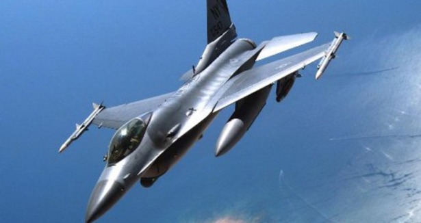 Diyarbakır'dan kalkan F-16'lar keşif yaptı