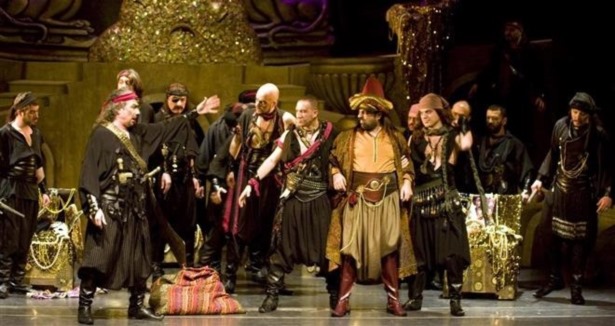 Devlet Opera ve Balesinde festival rüzgarı