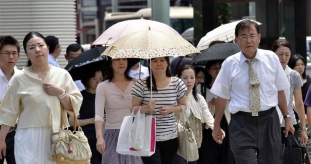 Japonya'yı sıcaklar vurdu: 12 ölü