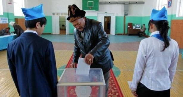 Kazakistan'da senato seçimleri