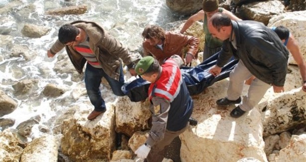 Karadeniz'de balıkçı ağlarına ceset takıldı