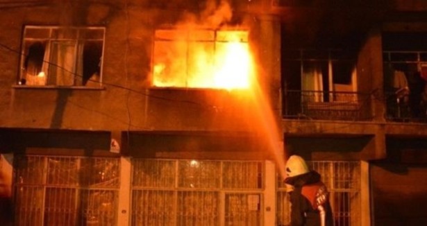 Ankara'da Suriyelilerin evi ateşe verildi