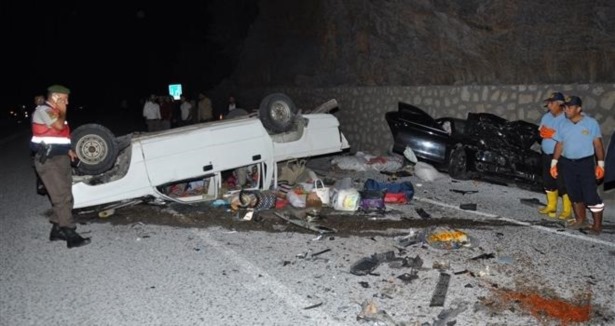 Antalya'da zincirleme kaza: 1 ölü