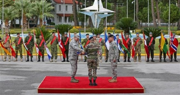 NATO Müttefik Kara Komutanlığı'nda görev değişimi