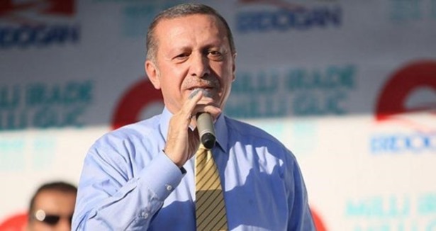 BBP İl Başkanı Erdoğan'ın mitinginde halkı selamla