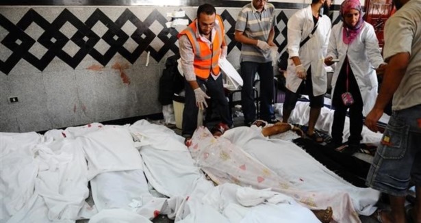 Mısır'da katliam var: 200 ölü!