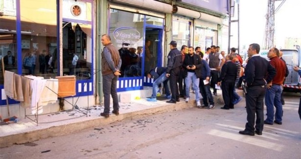 Berber dükkanında silahlı saldırı: 2 ölü