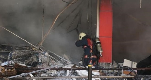 Tunceli'de otel inşaatında patlama