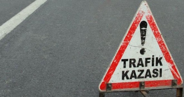 Mersin'de trafik kazası: 1 ölü, 24 yaralı