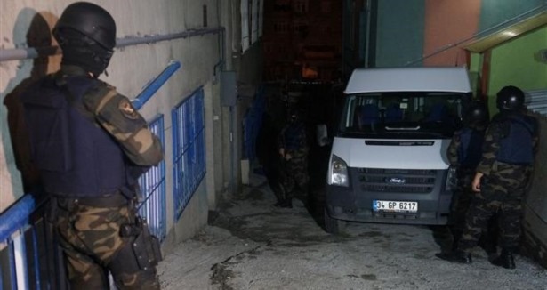 İstanbul'da helikopterli narkotik baskını