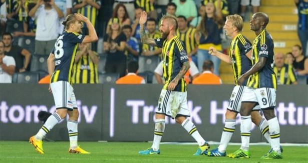 Ribaslı Fenerbahçe sahaya iniyor
