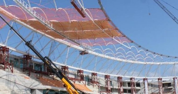 Timsah Arena'nın çatısı kapanıyor