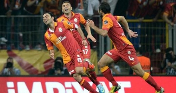 Hamit Altıntop forma giyemeyecek