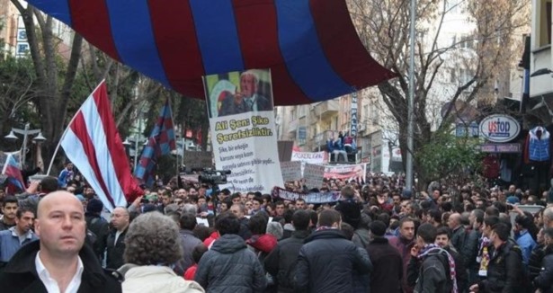 Trabzonspor taraftarı TFF'ye yürüdü