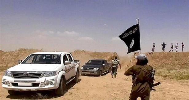 IŞİD'e kara oprasyonu: Yüzlerce ölü!