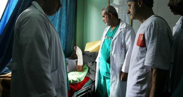 Gazze'nin yardımına Türkiyeli doktorlar koştu