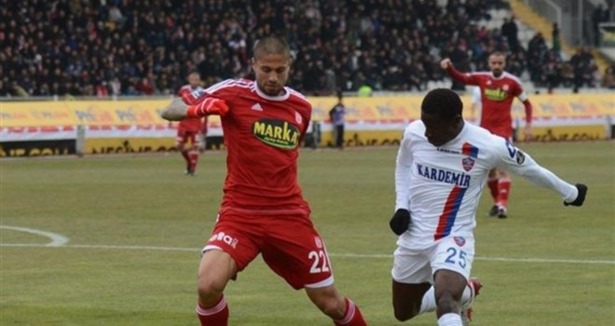 Sivasspor: 3 - Kardemir Karabükspor: 1 (Maç özeti)