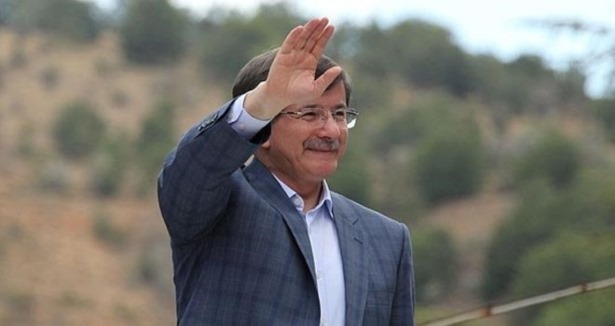 Başbakan Davutoğlu Kayseri'ye gitti