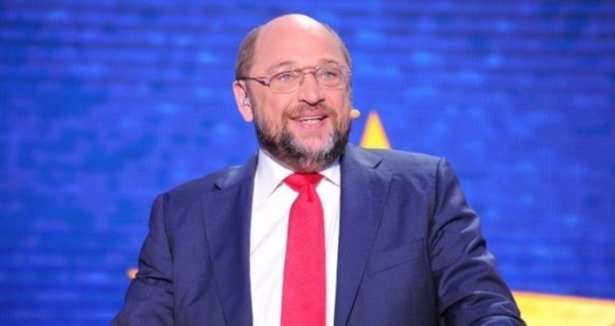 Schulz yeniden AP başkanlığına seçildi