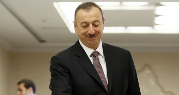 O tweetleri Aliyev için de atabilir misin!