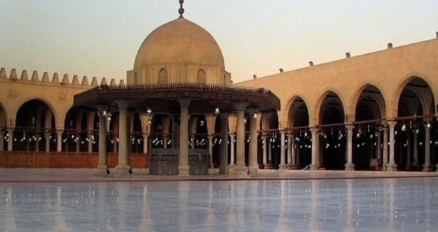 "Amr bin el-As Camisi", korunuyor