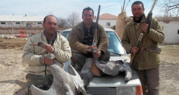 Avcıyı, sosyal ağda avlarlar