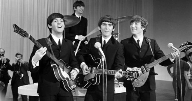 Beatles gitarı, satıldı