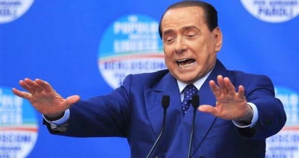 İtalya'da Berlusconi krizi
