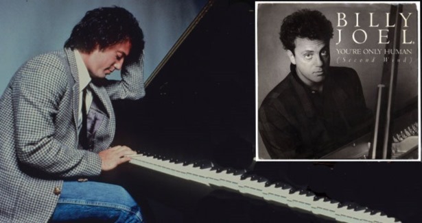 Billy Joel ünlü piyanosunu bağışladı