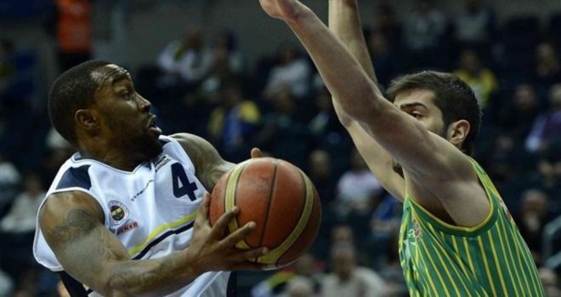Fenerbahçe farka uçtu