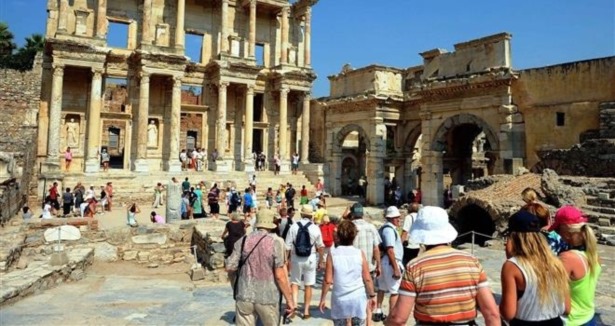 UNESCO Efes'in hayallerini yıkıyor