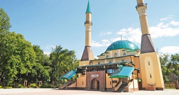 İç savaş İstanbul Camii'ni vurdu